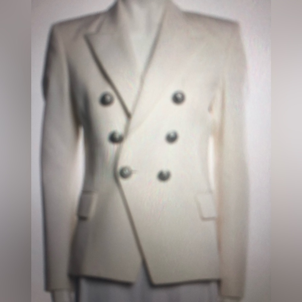 GIFTABLE . Balmain White Double-Breasted Tailored Blazer. Size 34 - Picture 6 of 12